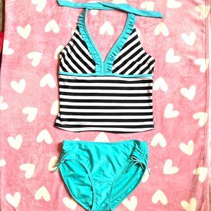 Circo 2-piece bathing suit (tankini top and bottoms)